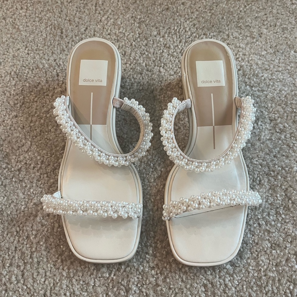 Dolce Vita River Pearl Heels